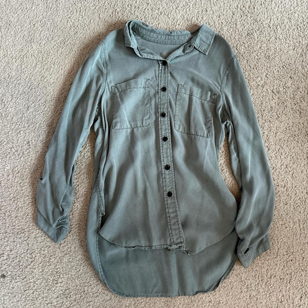 Women's Button-Up Shirt - Green